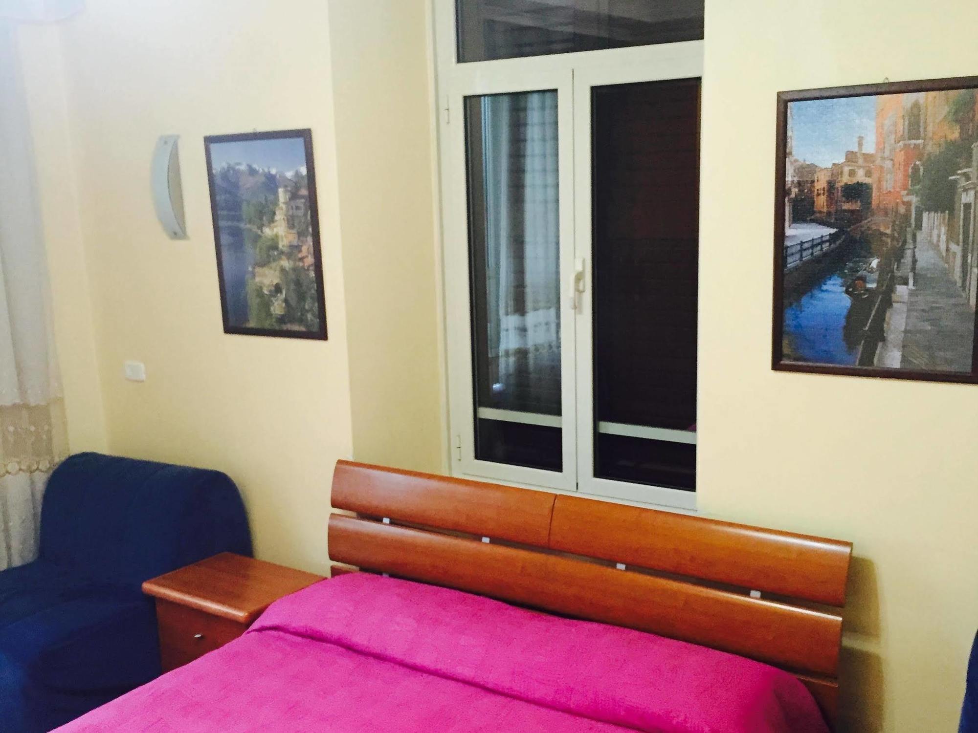 Zhihua Guest House Rome Luaran gambar